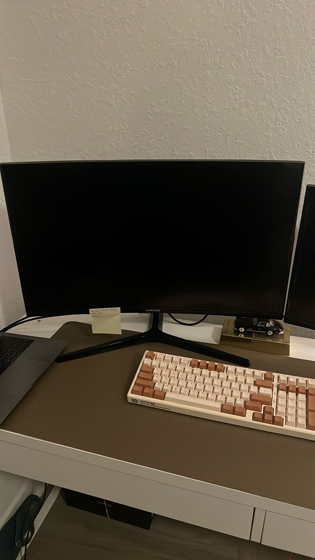 Curved Samsung Monitors (27inch & 24inch Screens)
