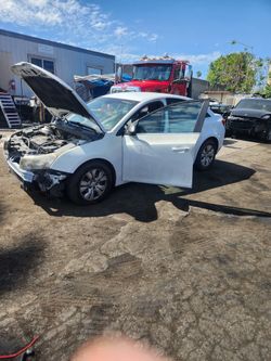 2011-2015 chevy Cruze Parts! Engine Good 1.8 Let Me Know!