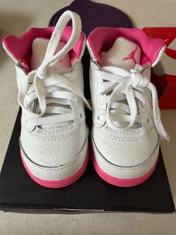 Girl shoes