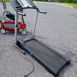 Weslo crosswalk 5.2 T  Treadmill / Delivery Available