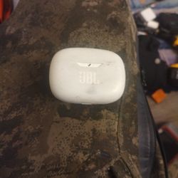 JBL Tune Buds  Noise Cancelling Wireless In-Ear Earbuds