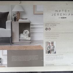 Nate and Jeremiah Chalked Chestnut pet home