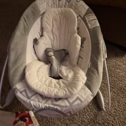 Baby Bouncer And Seat 