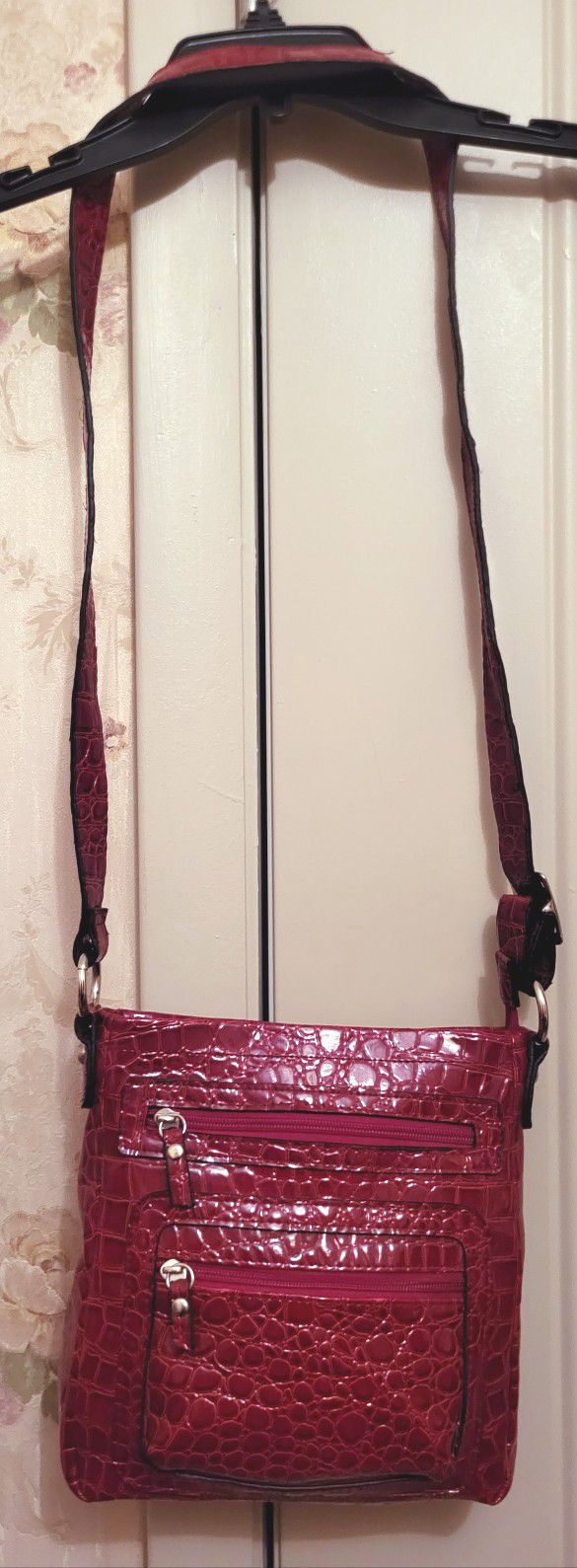 "Bueno" Red Patent Leather Crossbody Bag
