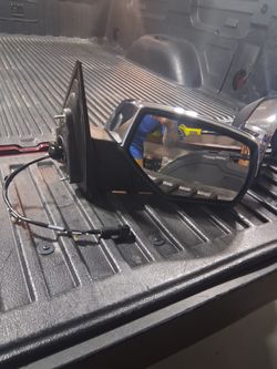 2014 Sierra 1500 OEM Side Mirros