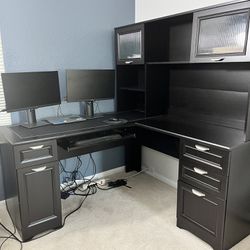 Corner Desk With Shelves And Storage 