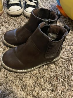 Boy Shoes Size 8