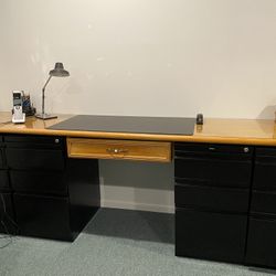 DESK WITH FILING CABINETS