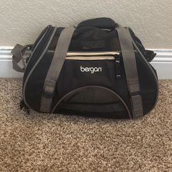 Bergen Pet Carrier