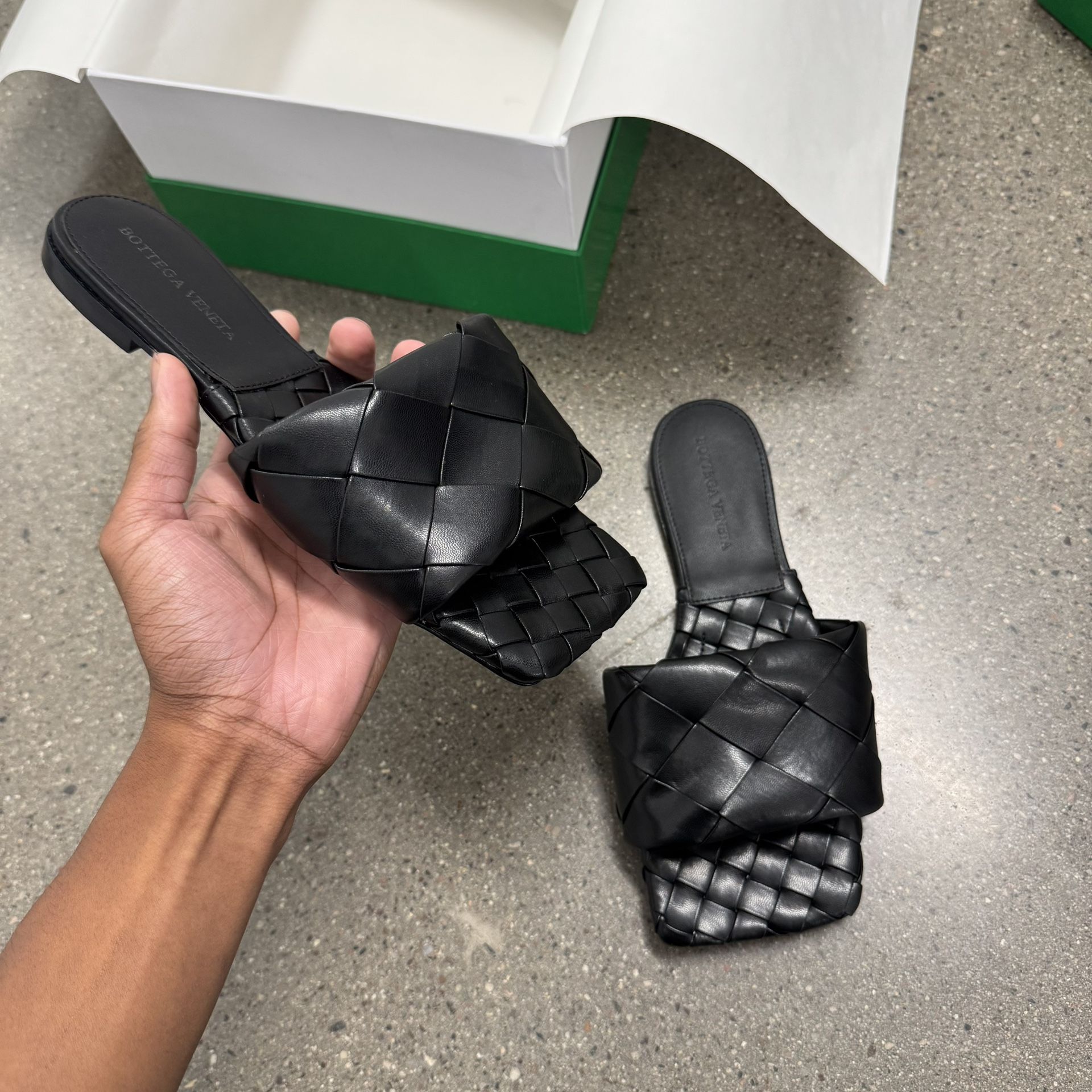 Bottega Veneta Lido flat sandals