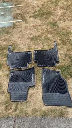 VW Volkswagen Touareg All Weather Mats
