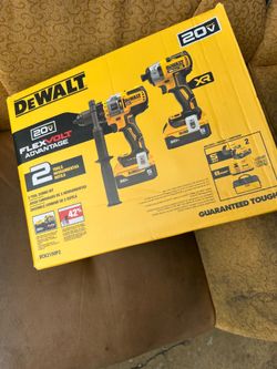 Dewalt drill set $320