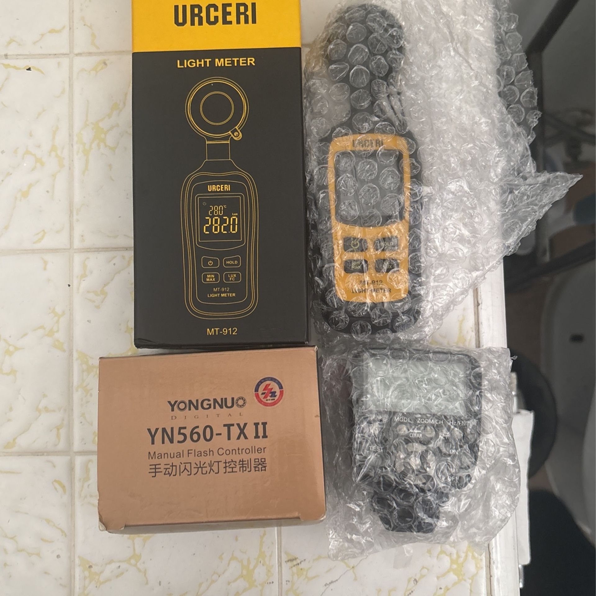 Manual Flash & Light Meter