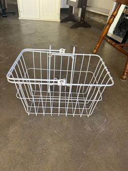 White Metal Wire Bike Basket