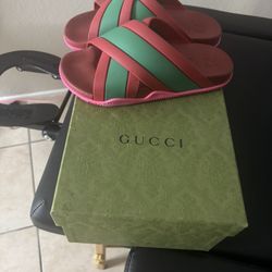 Gucci Slides 