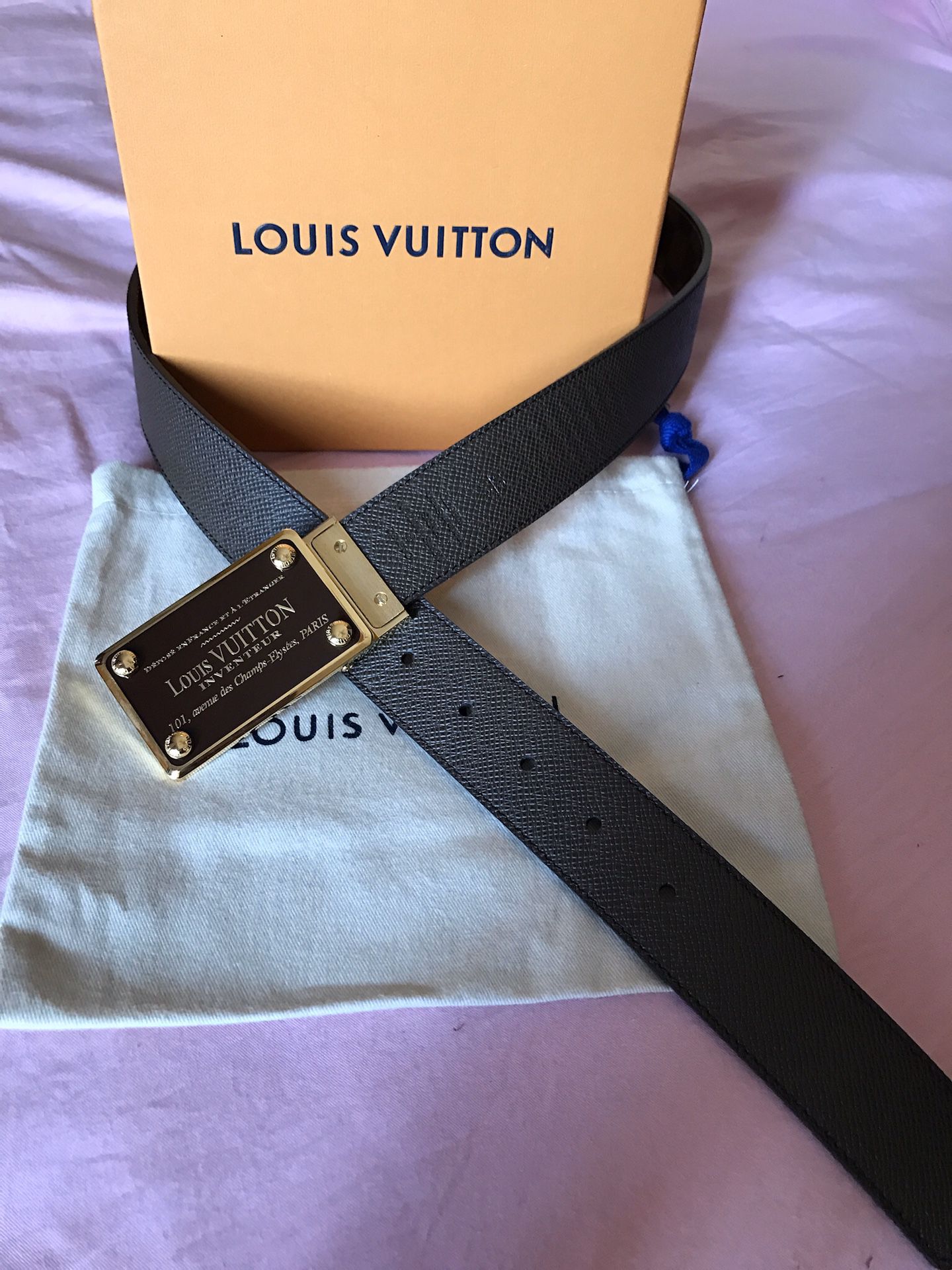 Louis Vuitton Neo Inventeur Reversible, BRAND NEW for Sale in Huntington  Beach, CA - OfferUp