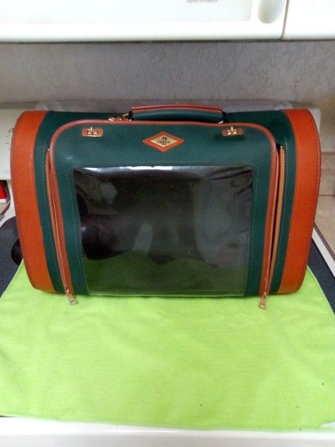 Carlaid Paris Small Pet Traveler Carrier