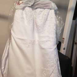 Wedding dress