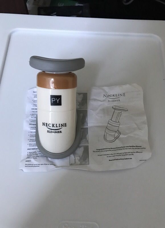 Neckline slimmer