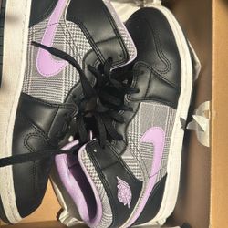 Jordan’s Women Shoes 