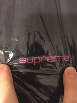 SUPREME Compact logo hoodie