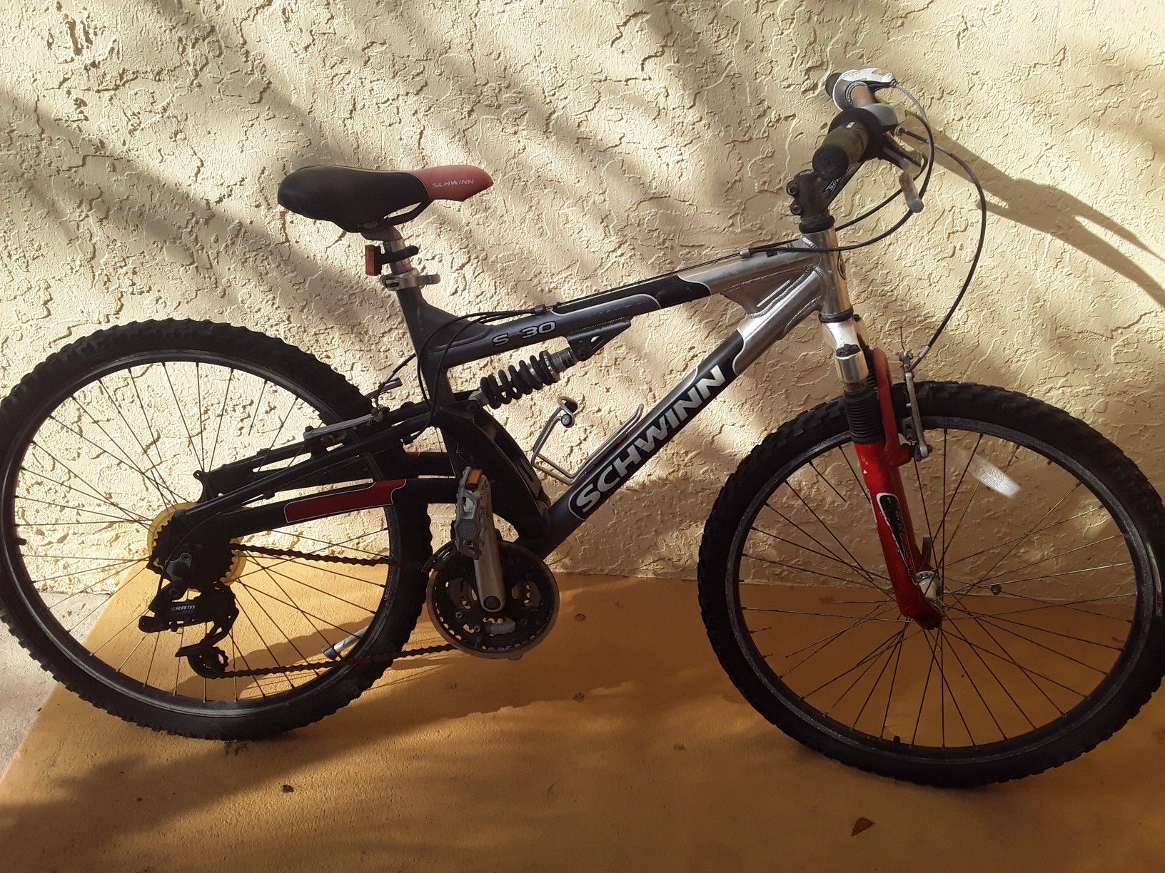 Schwinn S 30 mountain bike bicycle for parts