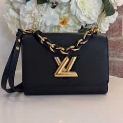 LOUIS VUITTON Twist MM 
