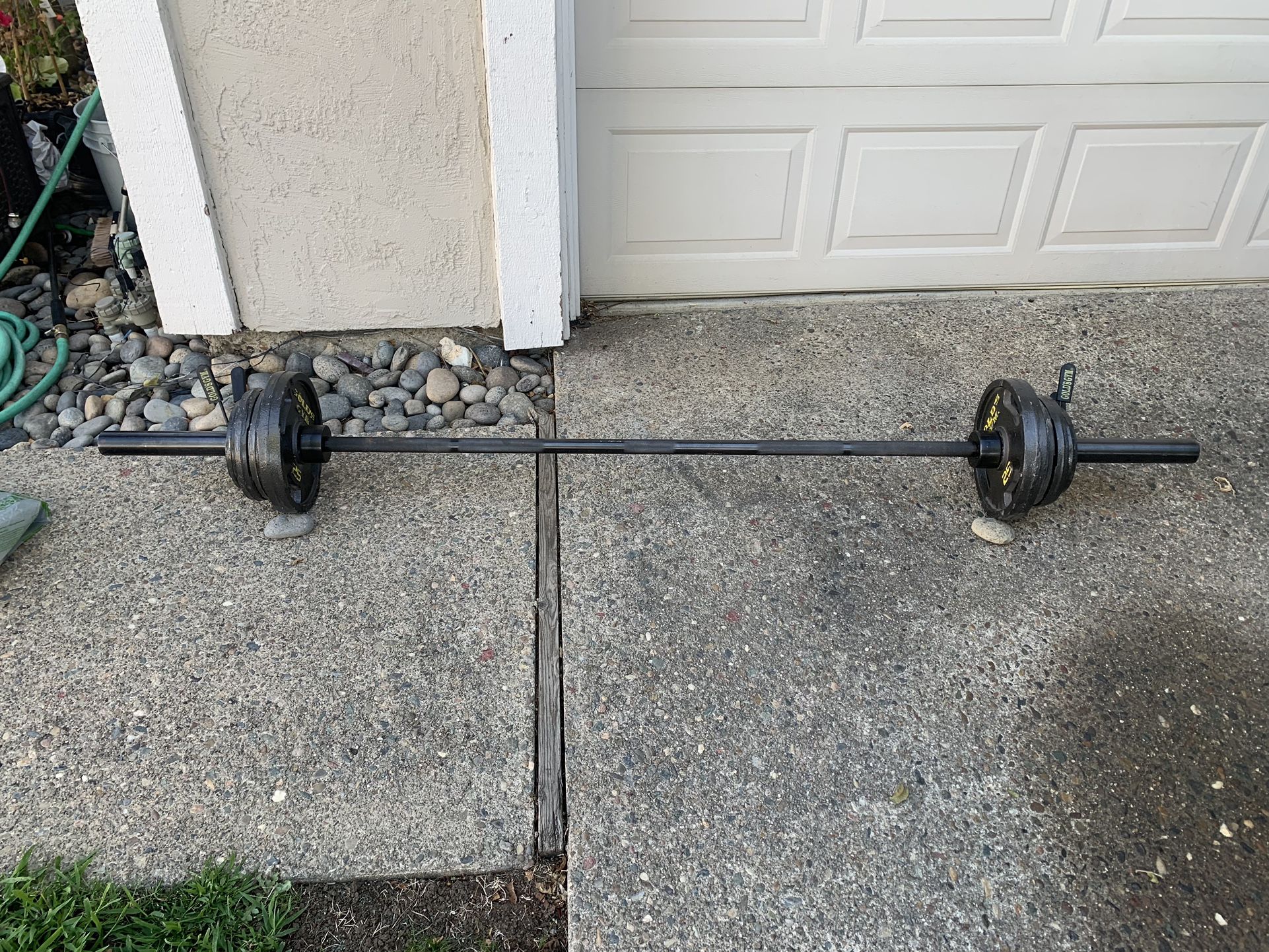 Golds Gym 145 Lbs Olympic Weight Set/Rack