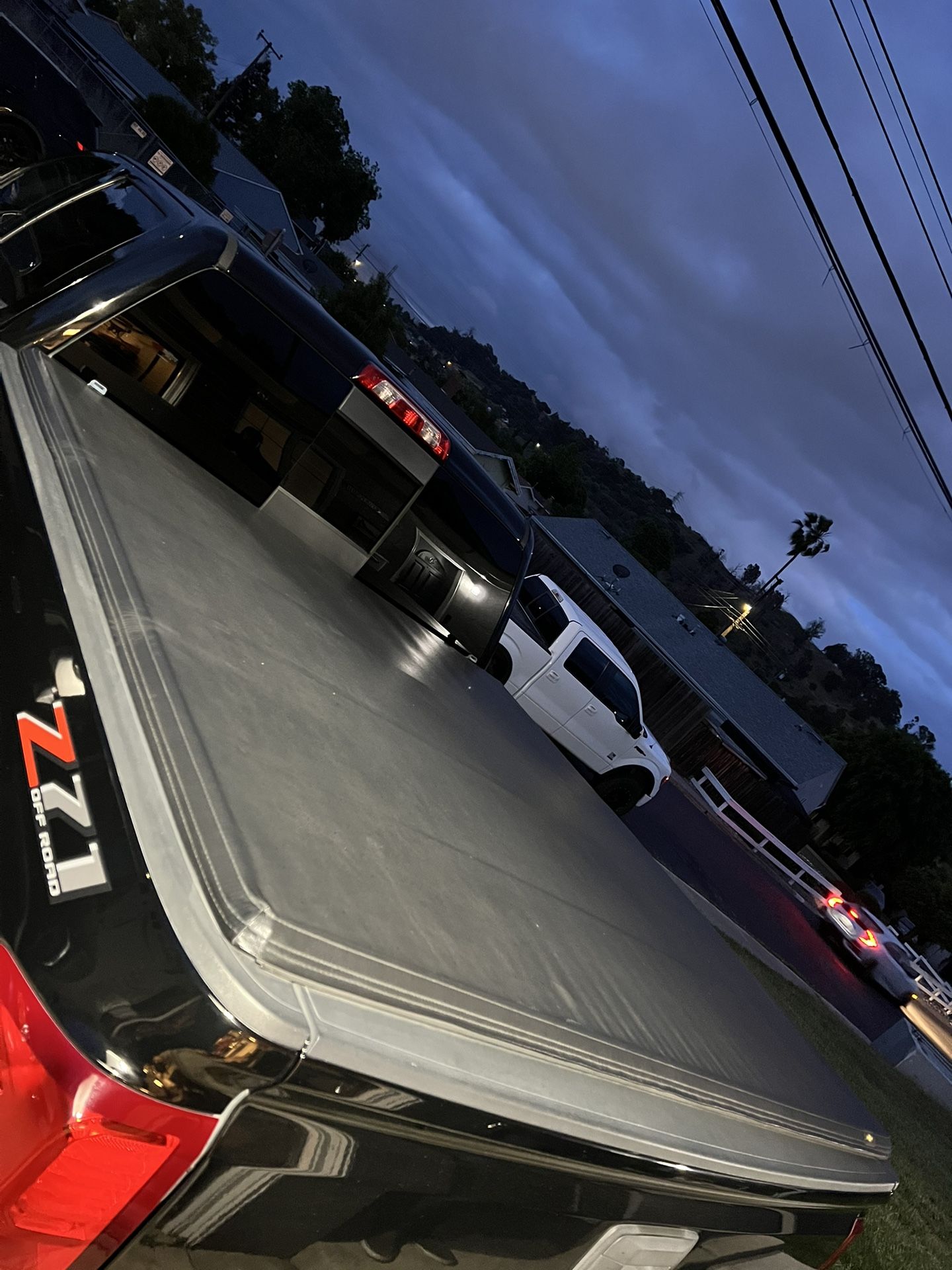 2014 - 2018 Genuine Chevrolet Silverado Soft Tri-Fold Tonneau Cover in Black (5.8 FT Short Bed)