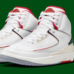 Nike Air Jordan 2 Retro Italy White Fire Red OG DR8884-101 Mens Size 11 New!!