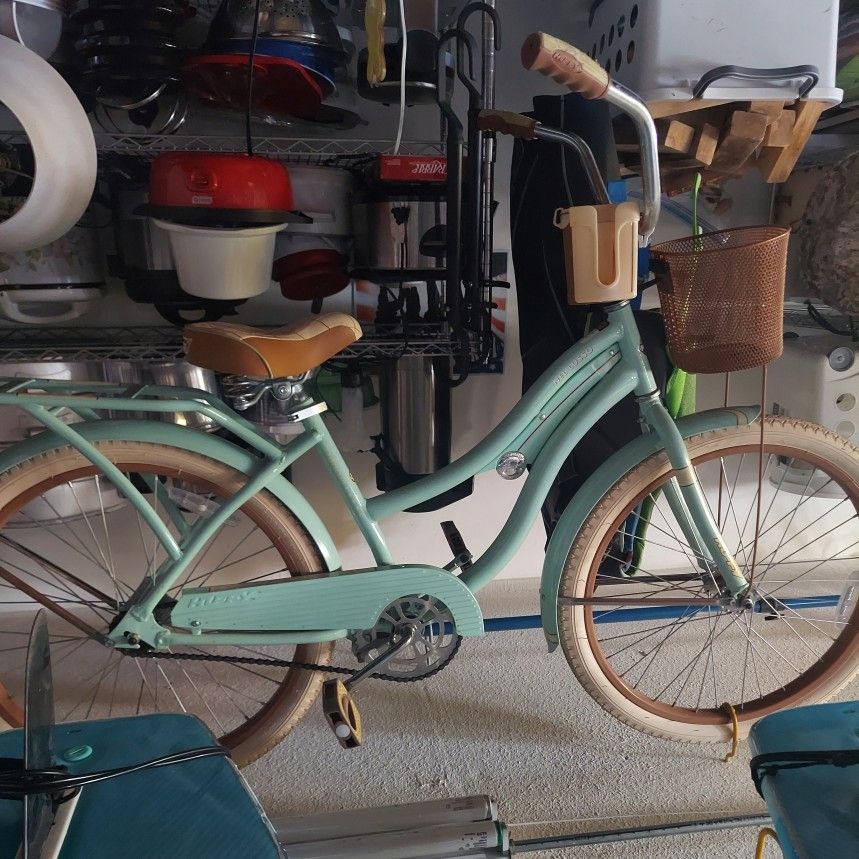Huffy Vintage Style 24 Inch Bike