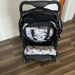 Child stroller 