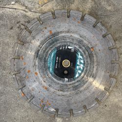 🪚 Concrete Cutting Blade – Heavy Duty Diamond Blade