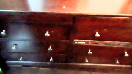 Dresser