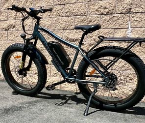 750/1000 Watt Electric Fat Tire MTB (26x4.0 Tires), 20ah battery, Twist throttle and Pedal Assist