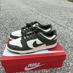 Nike dunk low pale ivory/cargo khaki 