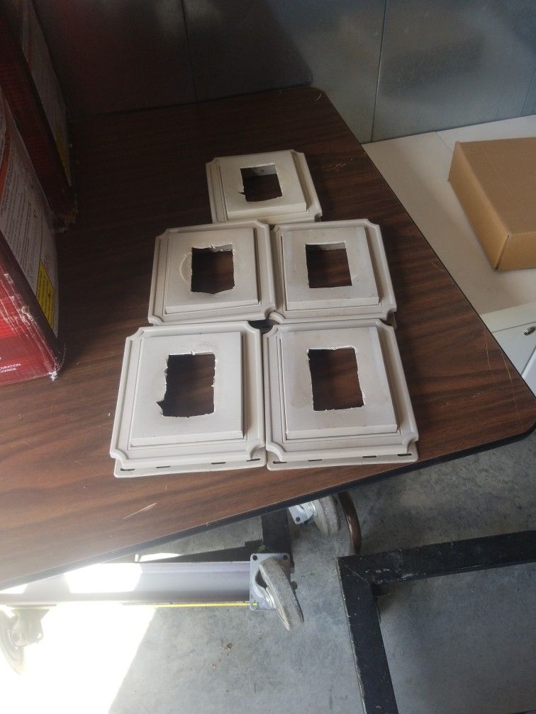 Siding Plaques 