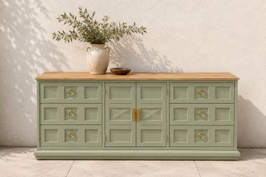 Thomasville Sage Green Sideboard / Dresser Buffet Console