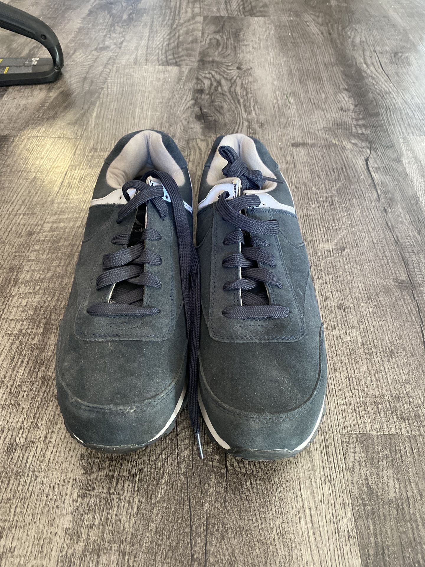 Steel Toe Tennis Shoes