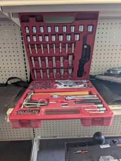 Craftsman Sockets & Ratchets set