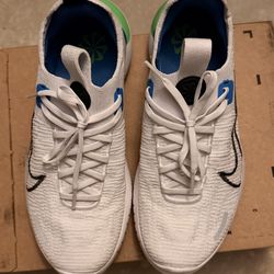 Nike free rn US7