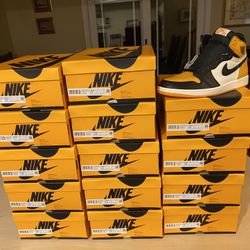 Jordan 1 Retro High OG “Taxi” / “Yellow Toe”