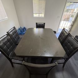Table With 6 Chairs 