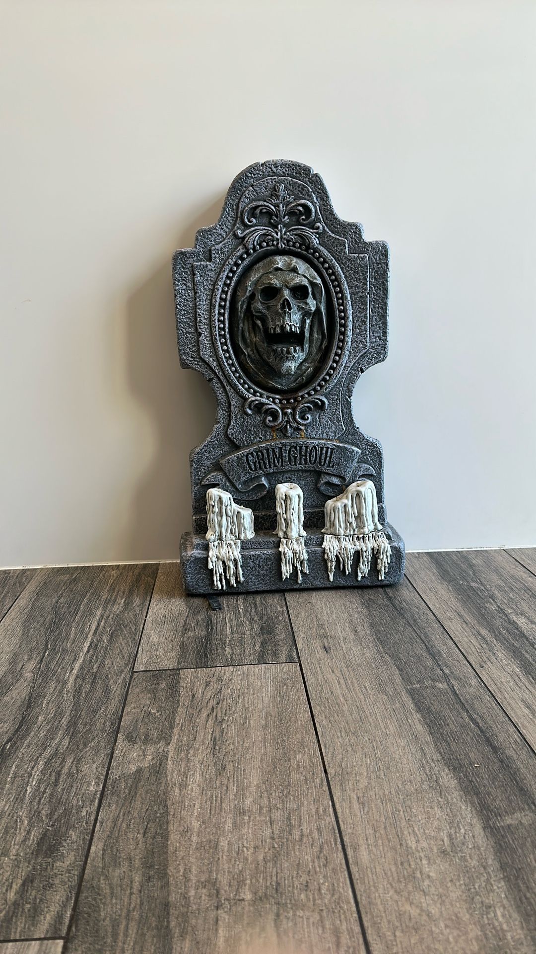 Plastic Halloween Grave Stone Grim Reaper Head