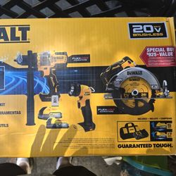 Dewalt Flexvolt Advantage 3 Tool Combo. Brand New In Box Tool Only