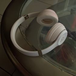 Beats Solo 4