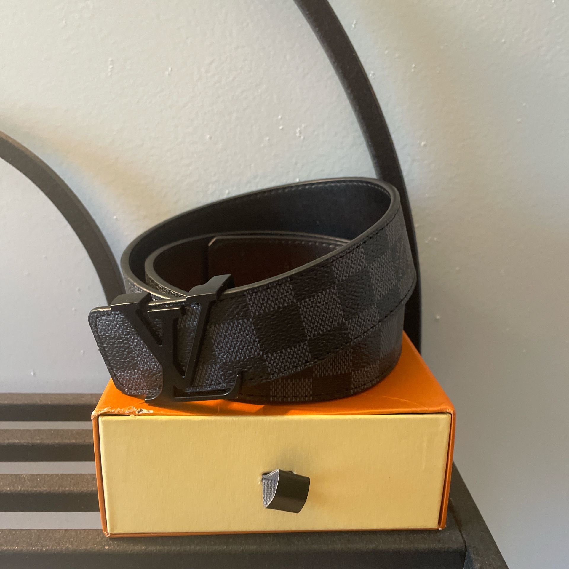 Louis vuitton belt