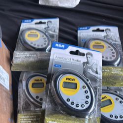 RCA Portable Armband Digital AM/FM Radio