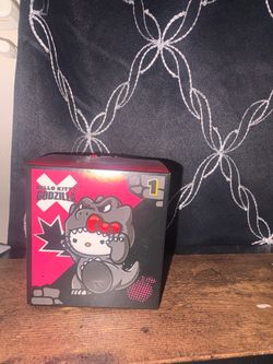 Hello kitty toy