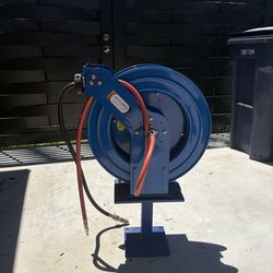 RAPID AIR RETRACTABLE HOSE WITH BASE